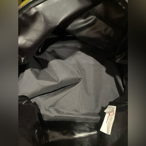 Patagonia nwot planing duffel 55l black - Picture 7 of 10
